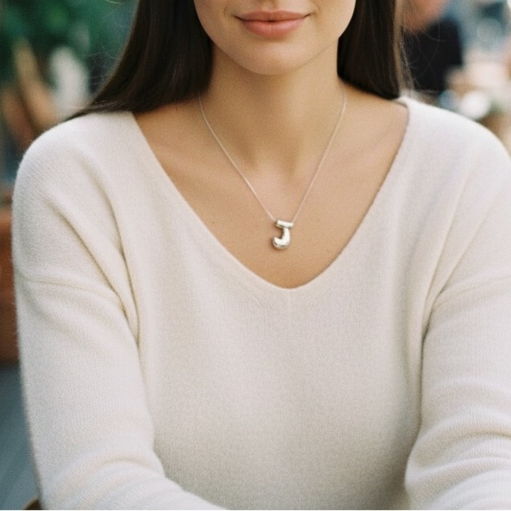 ✨ Chunky Silver Bubble Letter Initial Necklace ✨ letter J